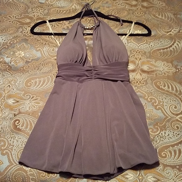 Gray top - Picture 1 of 3